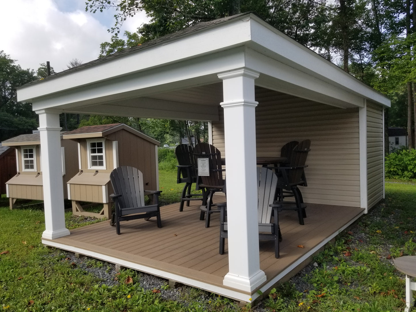 12x20 Lanai Poolhouse with Vinyl Siding