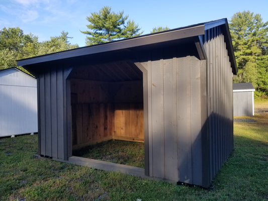 10x14 Horse Run-in with Pine Board & Batten Siding