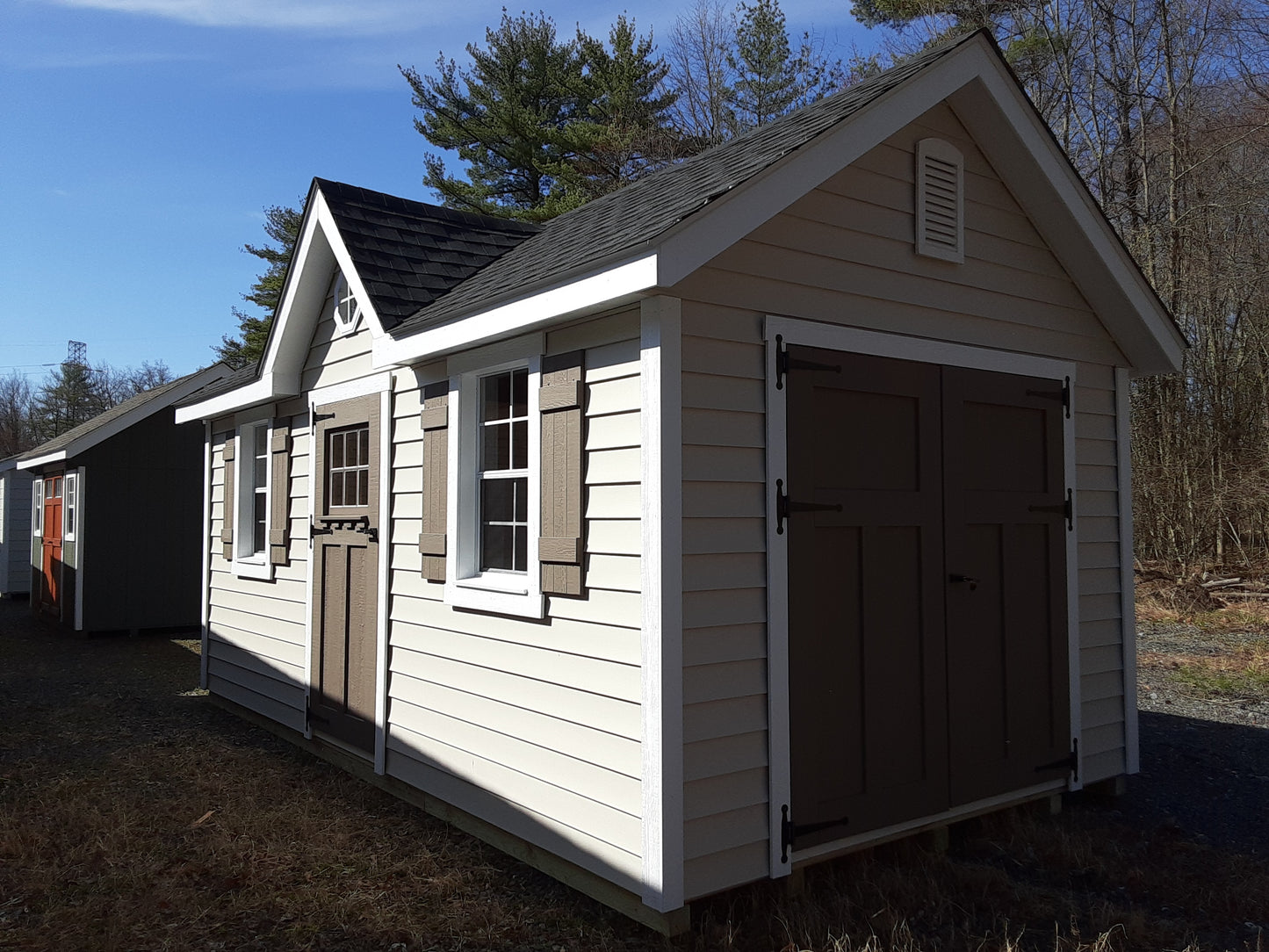 10x18 Victorian with Vinyl Siding