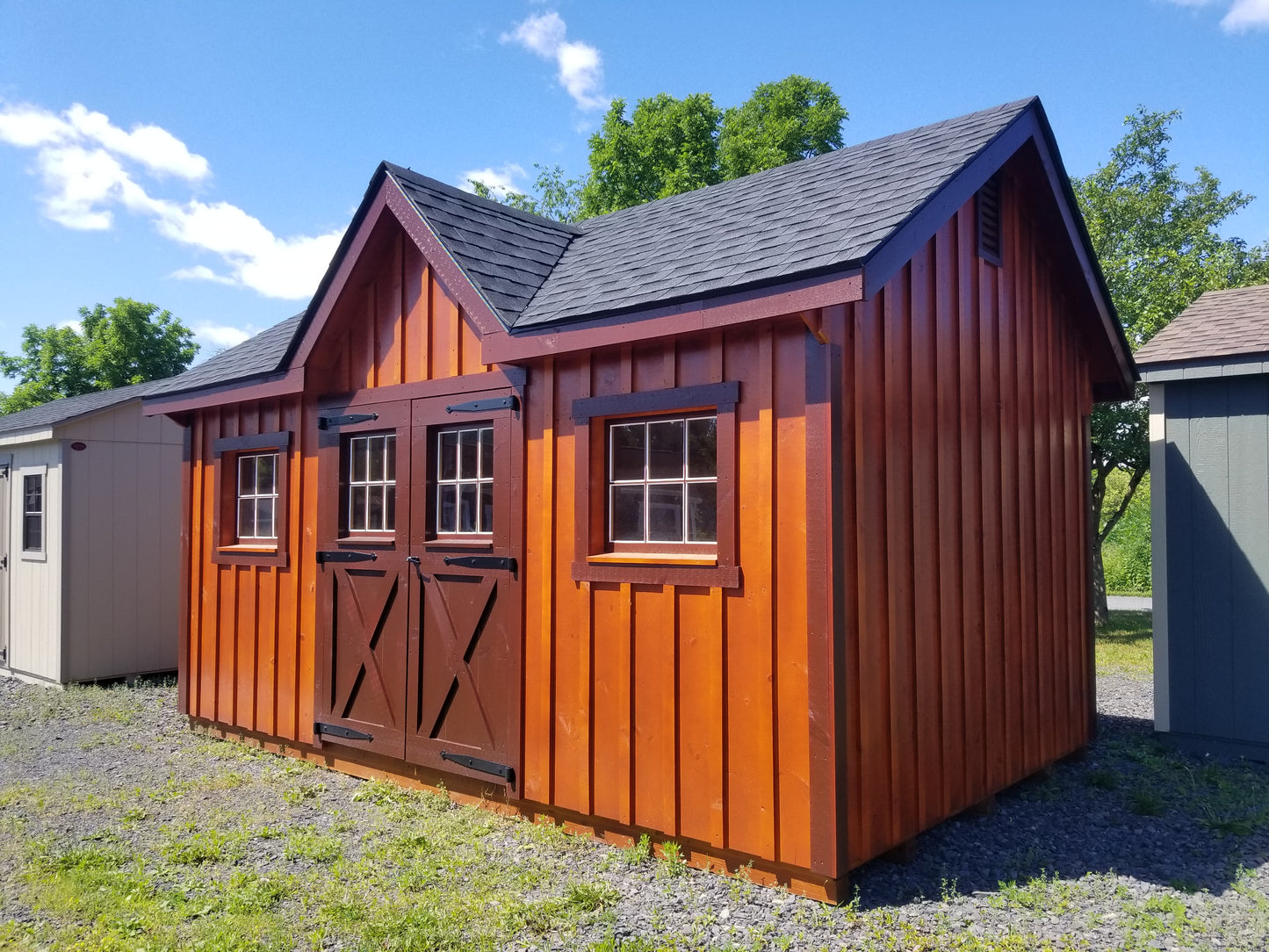 10x18 Victorian with Pine Board and Batten Siding