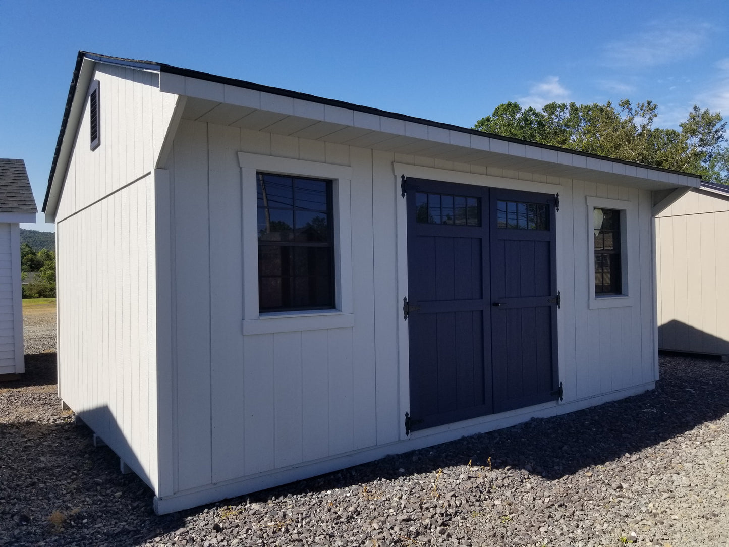 12x18 Quaker with SmartTec Siding