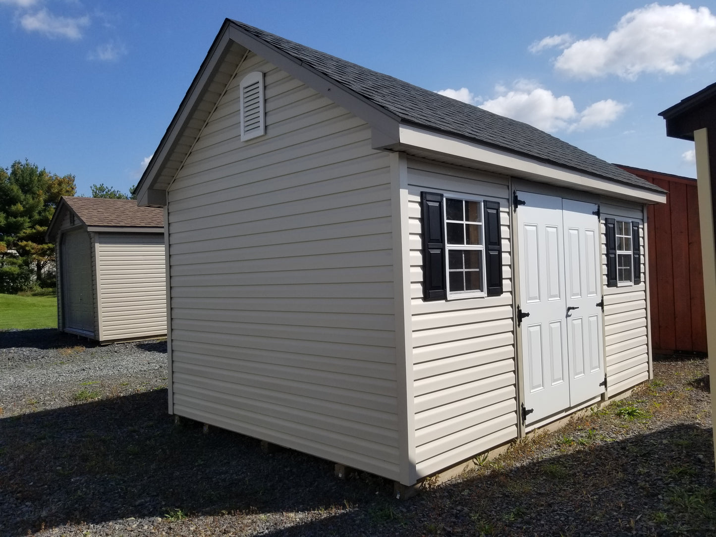 10x14 Garden with Vinyl Siding