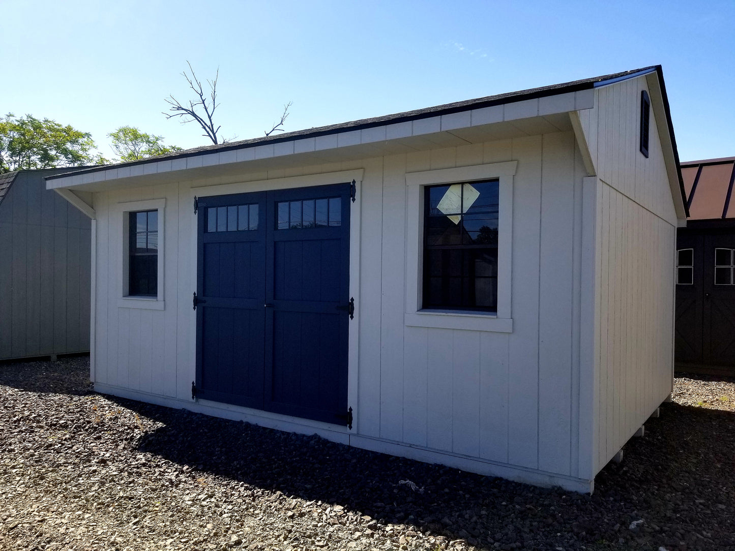 12x18 Quaker with SmartTec Siding