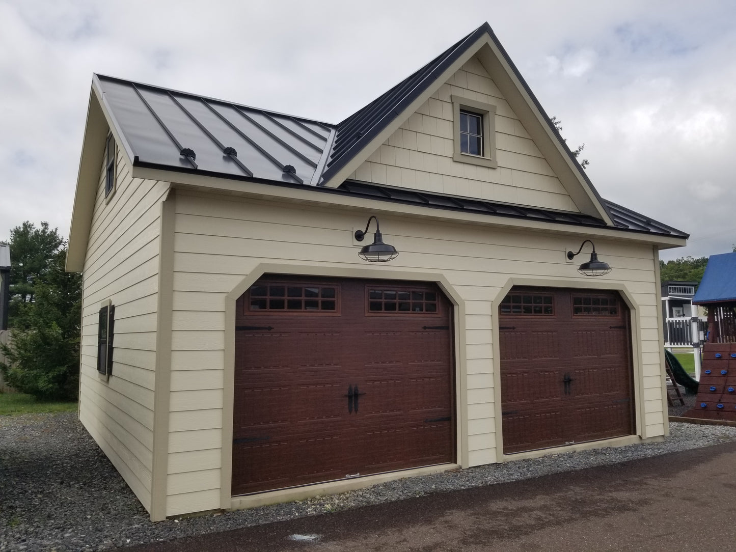 24x24 Two Story Garden Garage with Lap Siding